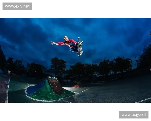 围绕风暴英雄滑板探索极限动作与创意文化魅力全景深度指南专题解读